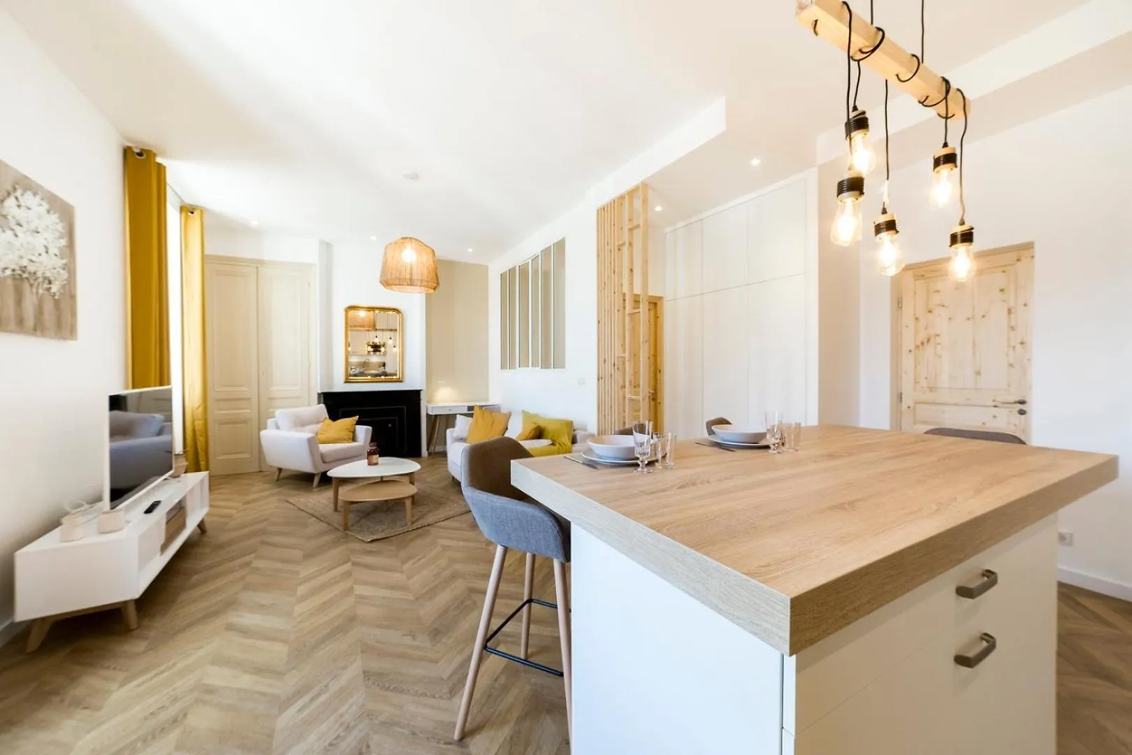 Apartment Exceptionnel Et Calme Proche Part-Dieu Ail Lyon